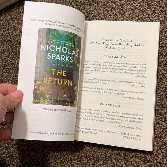 Nicholas Sparks book bundle , The rescue, the return. - Picture 3 of 4